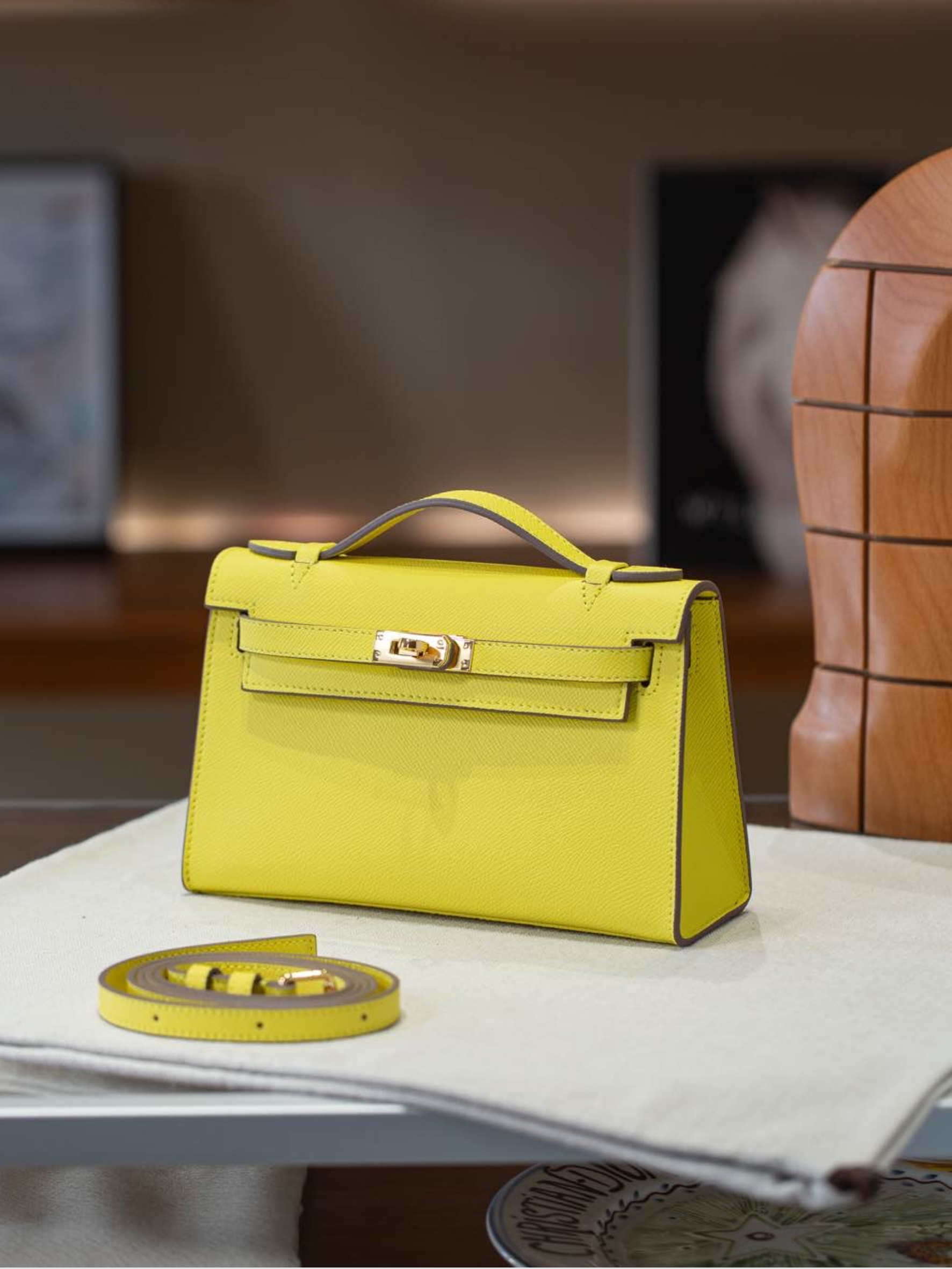 Madelyn Pochette Epsom GHW