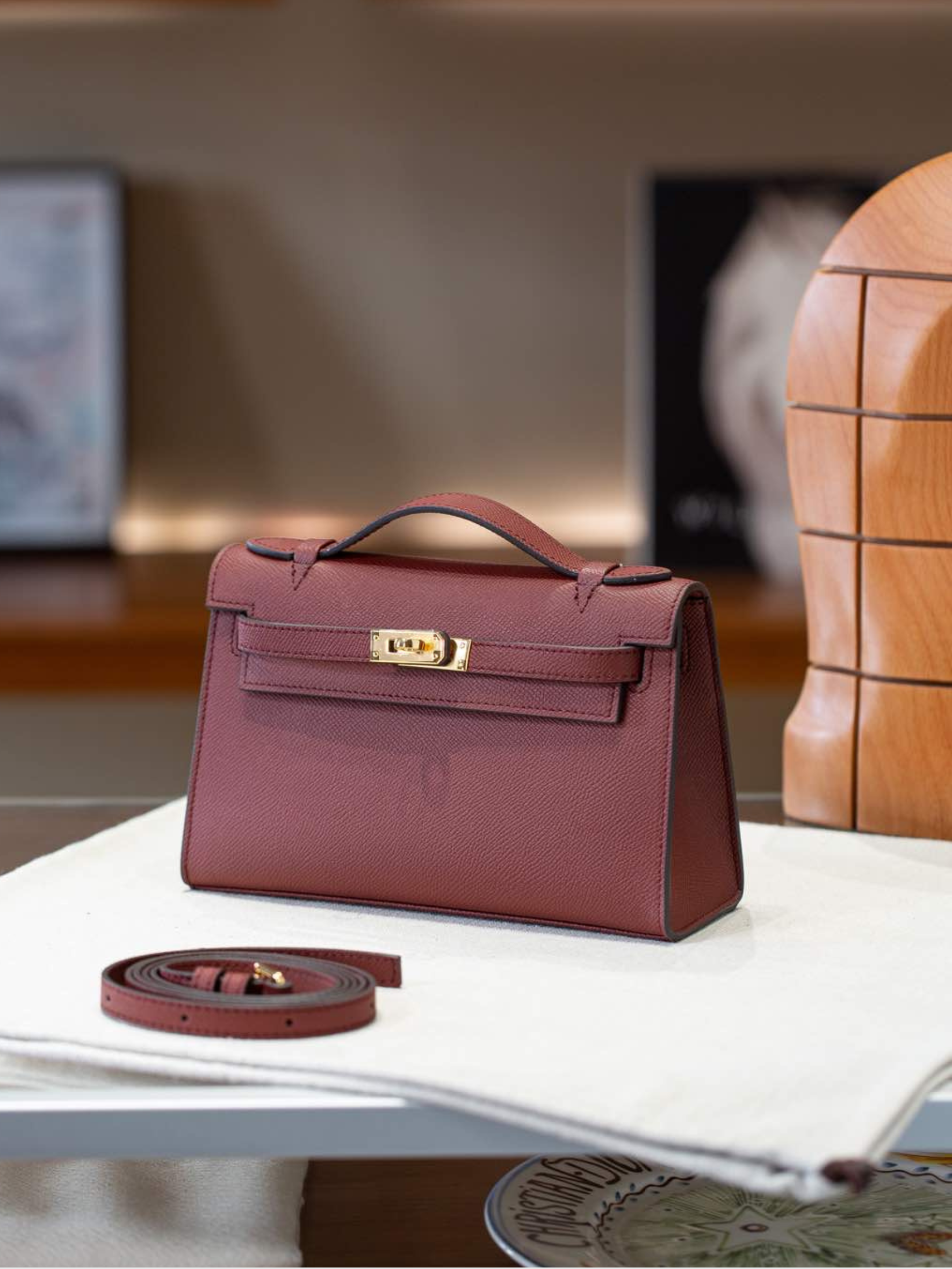 Madelyn Pochette Epsom GHW