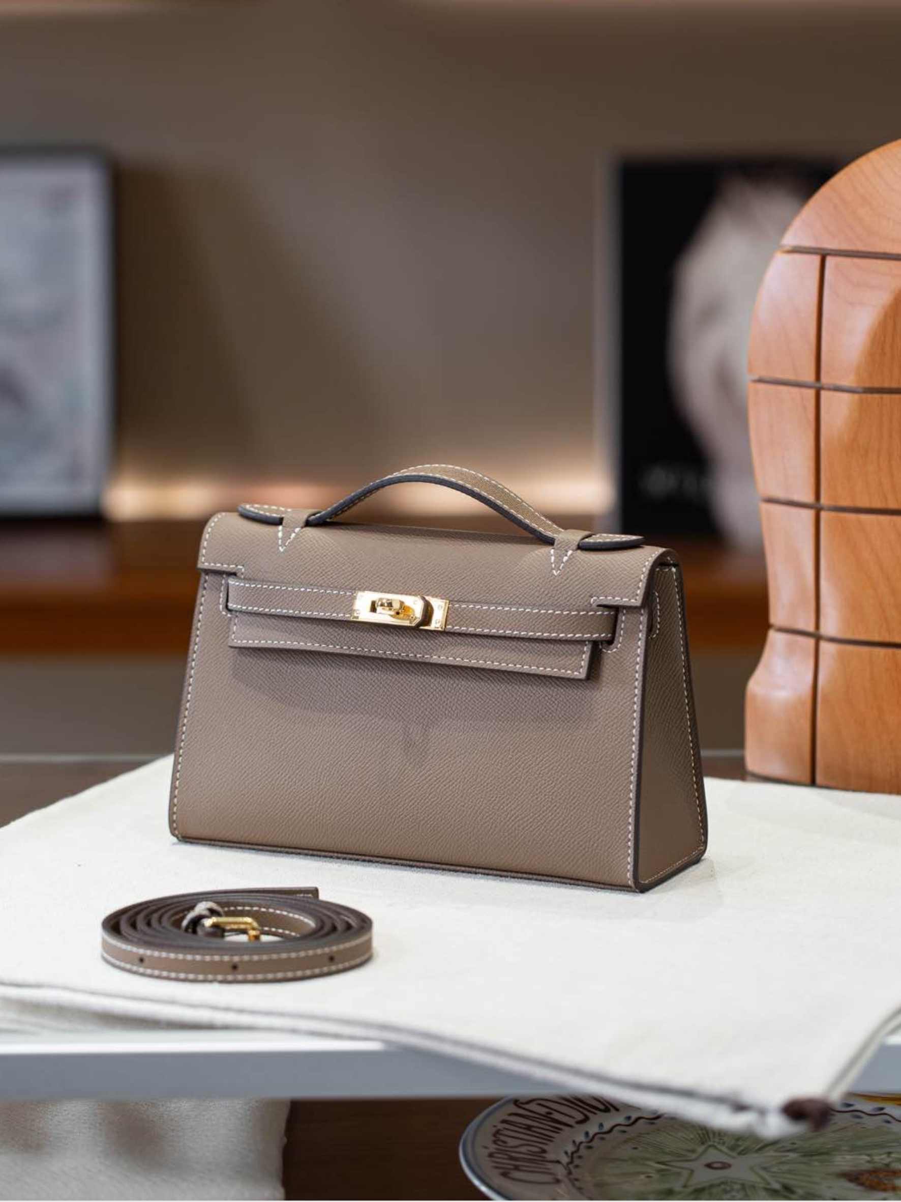 Madelyn Pochette Epsom GHW