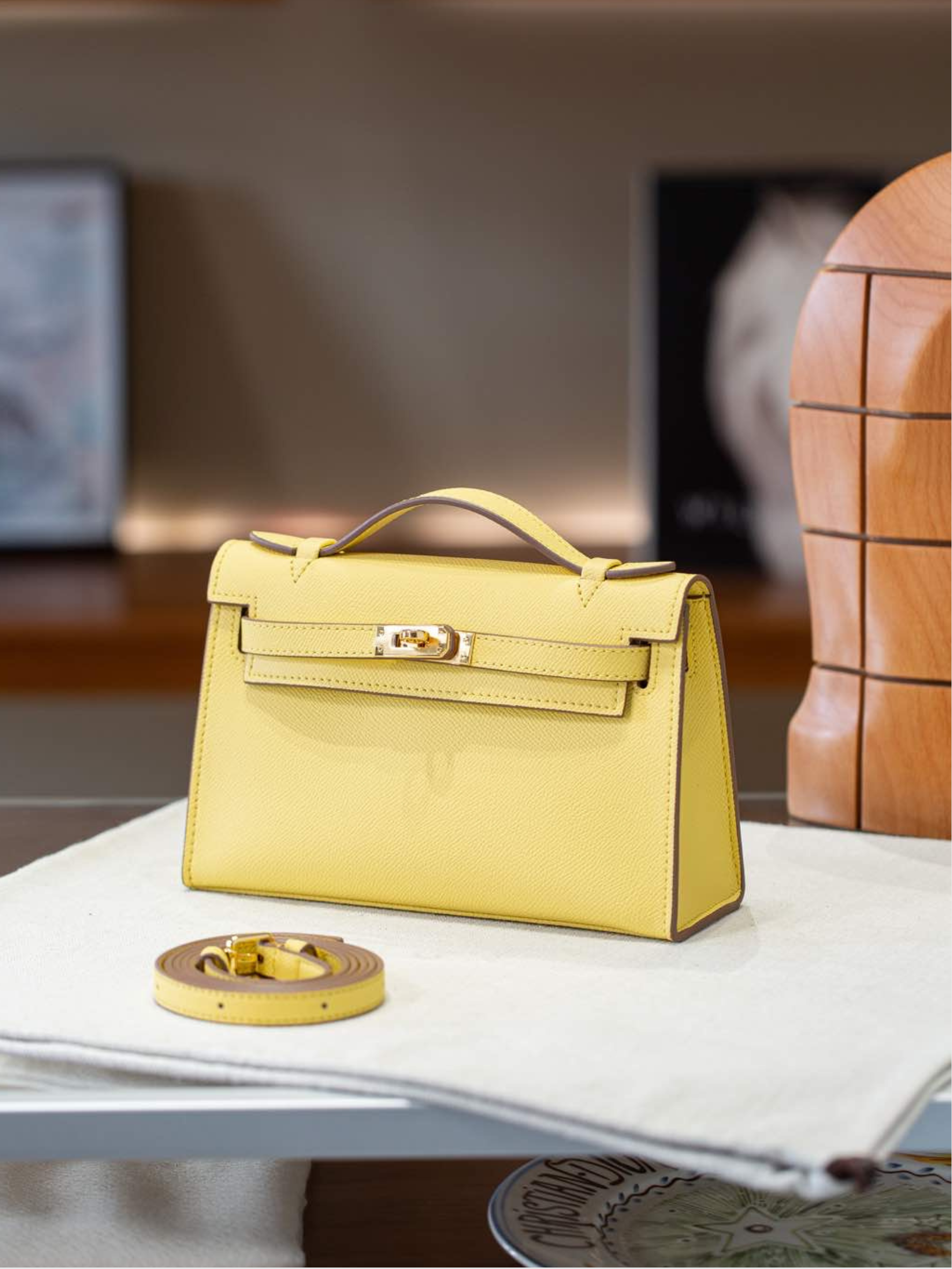 Madelyn Pochette Epsom GHW