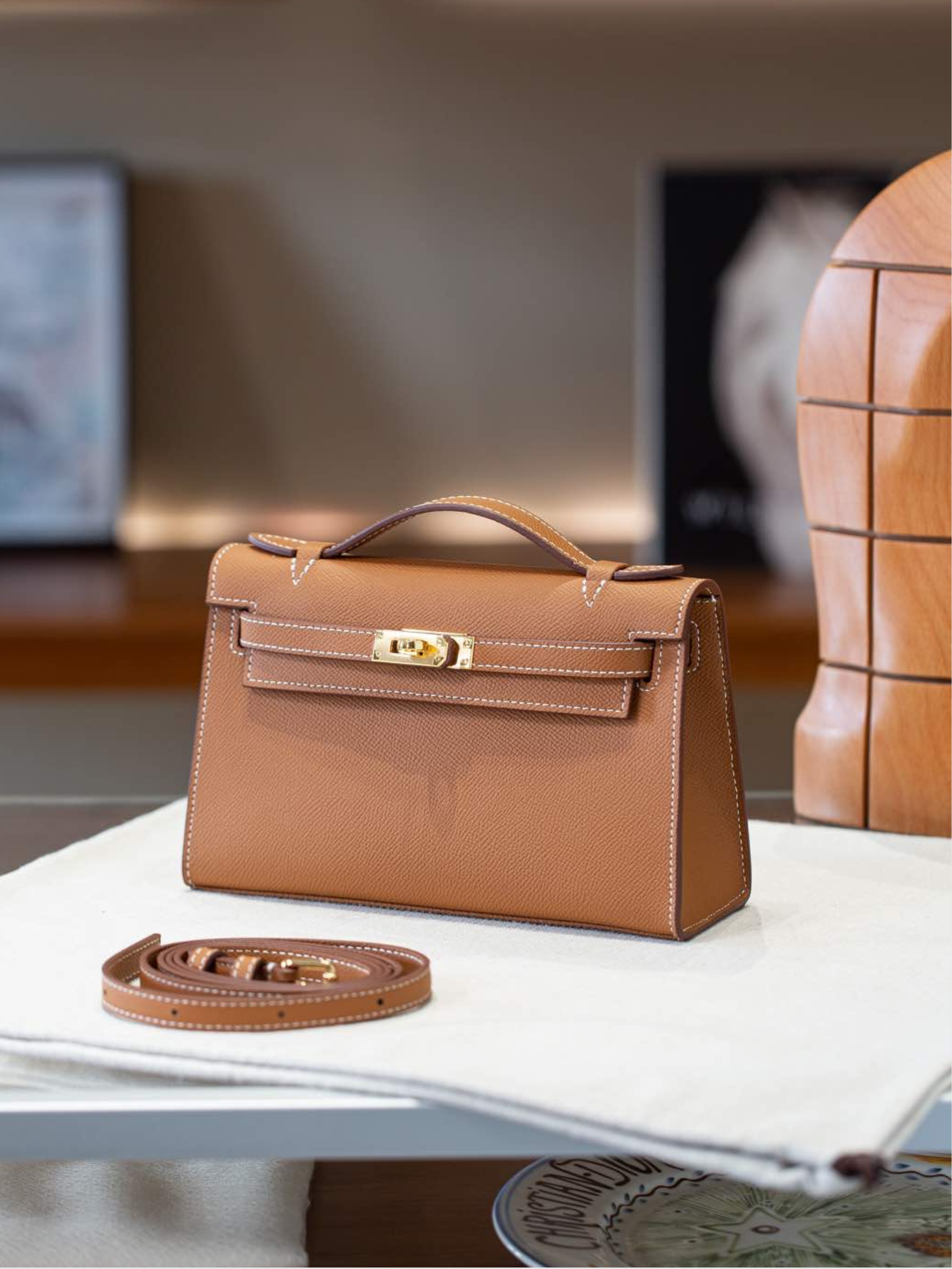 Madelyn Pochette Epsom GHW