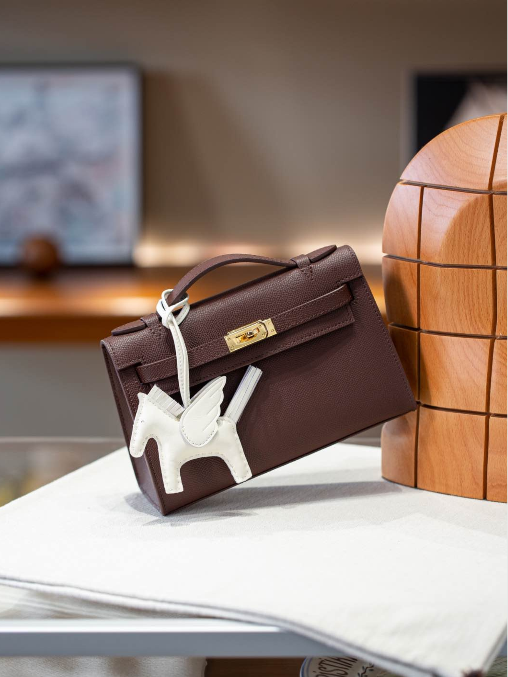 Madelyn Pochette Epsom GHW