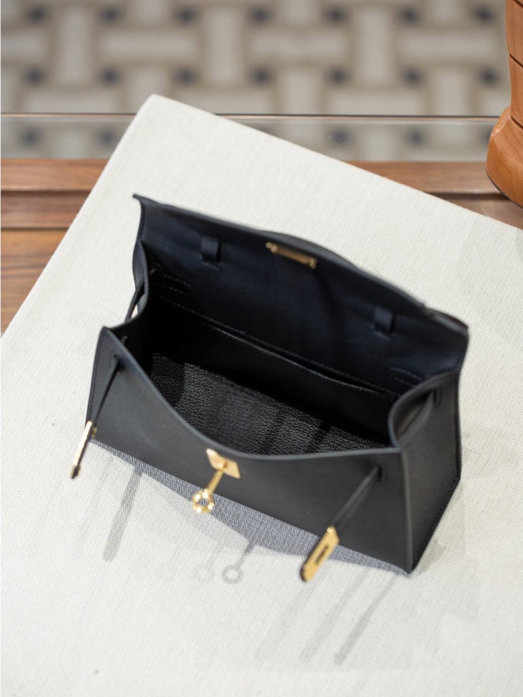 Madelyn Pochette Epsom GHW