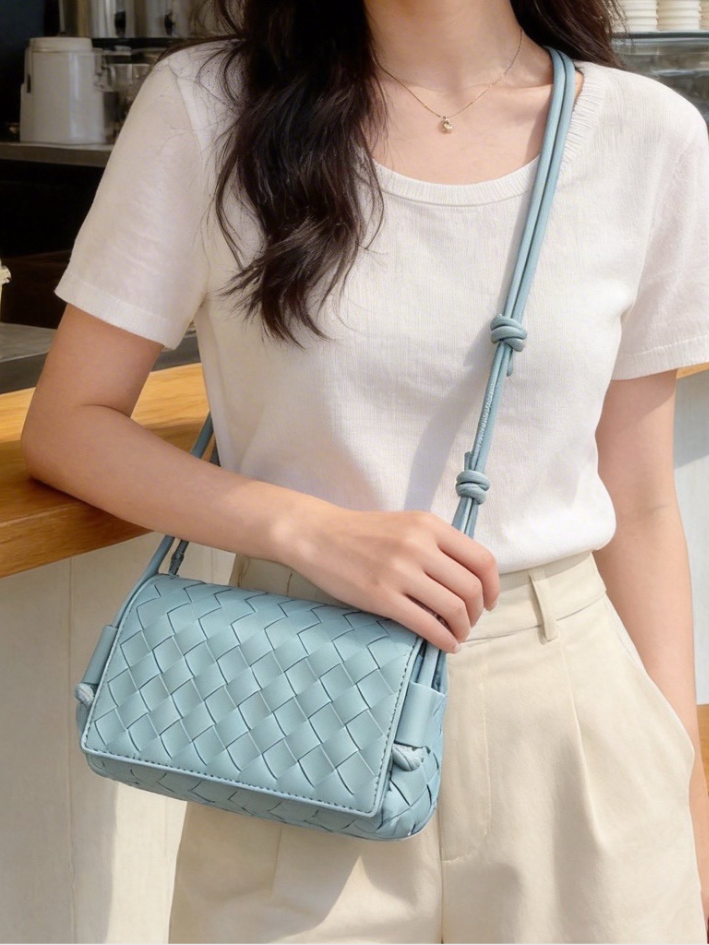 Eryn Pochette