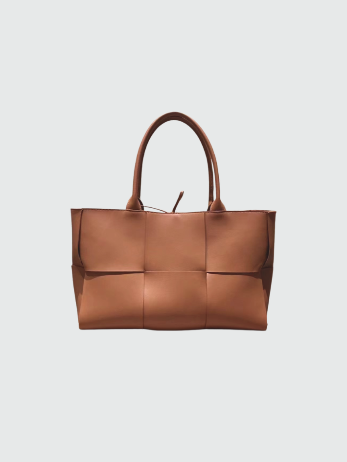 Vivian Tote